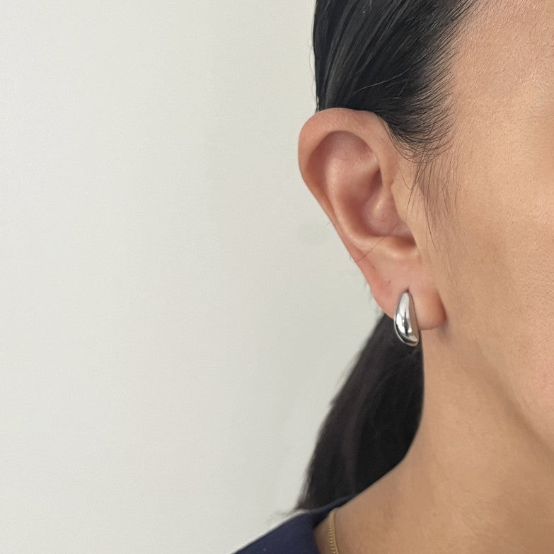 Sara Earrings (Silver)